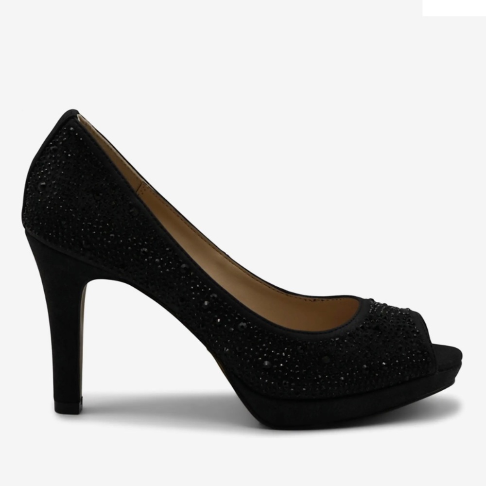 NWT ADRIENNE VITTADINI  GERVIN BLACK HEEL PUMP - Size 10 M - Picture 2 of 7